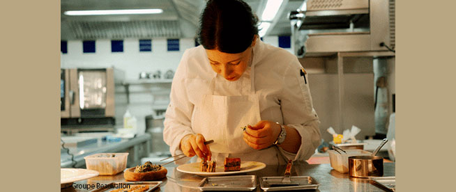 Alcôve à Vinay : la cheffe Nawal Rezagui décroche une étoile au guide Michelin 
