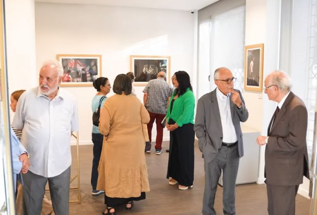 Vernissage de l'exposition photographique "Je viens d'un regard qui traverse" de Mustapha El Basri